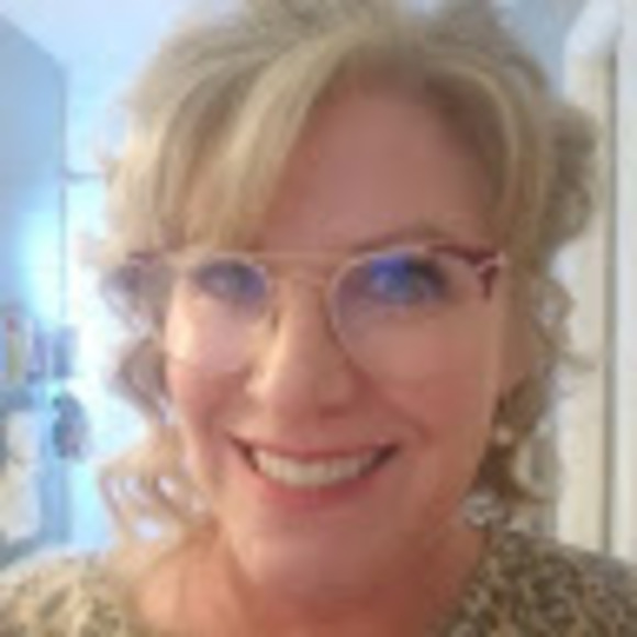 Meet your Posher, Linda - Picture 1 of 1